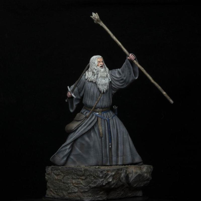 Figura el señor de los anillos gandalf en moria 18 cm