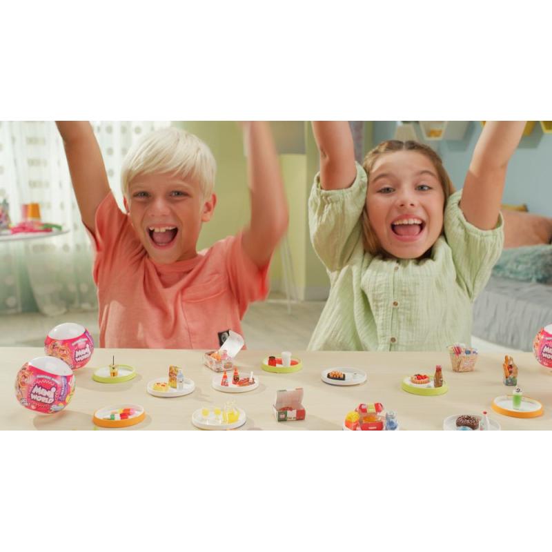 Mini world caprichos