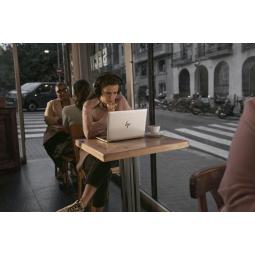 Portatil hp elitebook 845 g11 ryzen 7 - 8840u 14 pulgadas 16gb - ssd 512gb - w11pro - apto kit digital