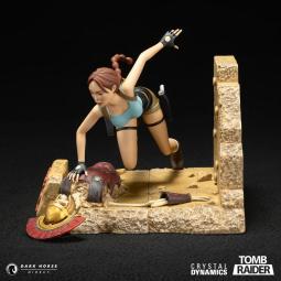 Figura dark horse tomb raider lara croft 16.5cm