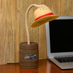 Luz articulable de sombrero de paja one piece