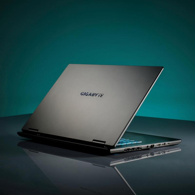Portatil gigabyte cwhi3es864sh i7 - 13620h 32gb ssd 1tb 16 pulgadas