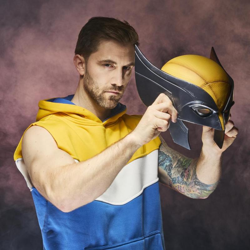 Réplica casco premium hasbro marvel tudios deadpool & wolverine - wolverine
