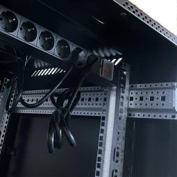 Armario rack 19 pulgadas phasak - pro 22u negro 600x1000 montado