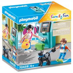 Playmobil turistas con cajero - Imagen 1