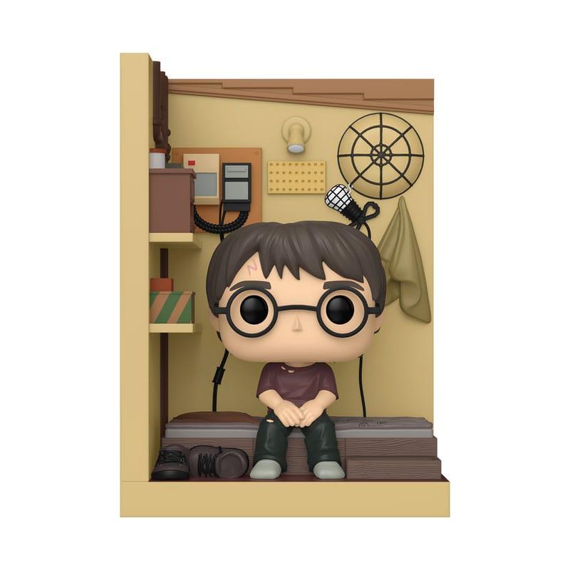 Funko pop harry potter in cupboard