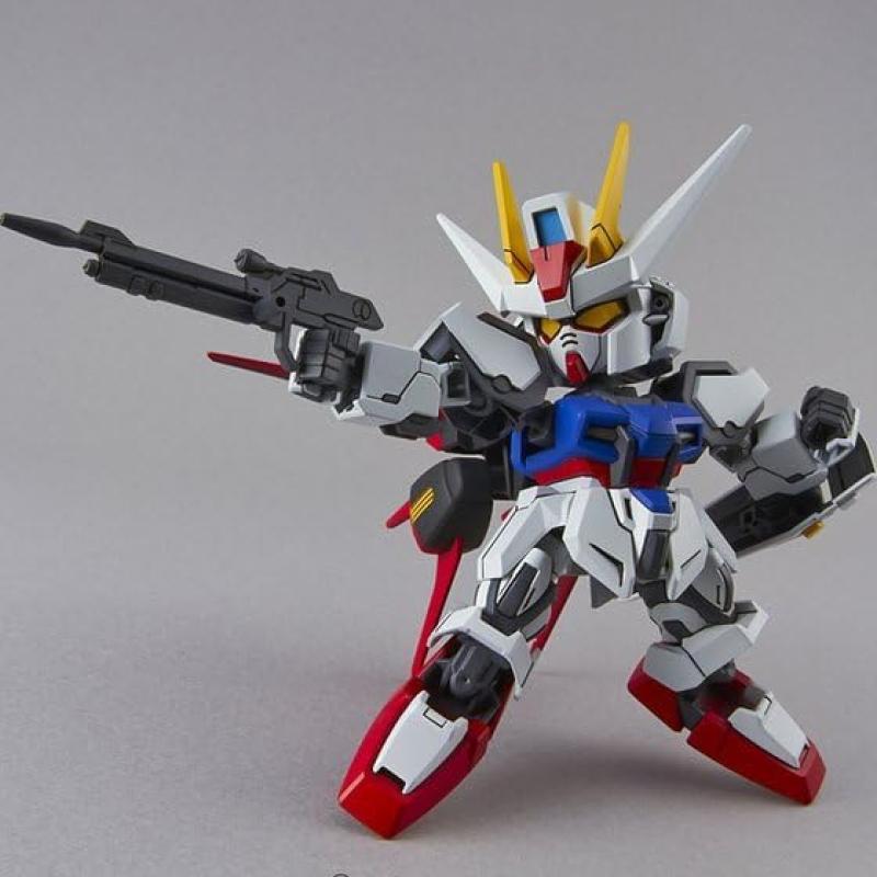 Sd gundam ex aile strike gundam