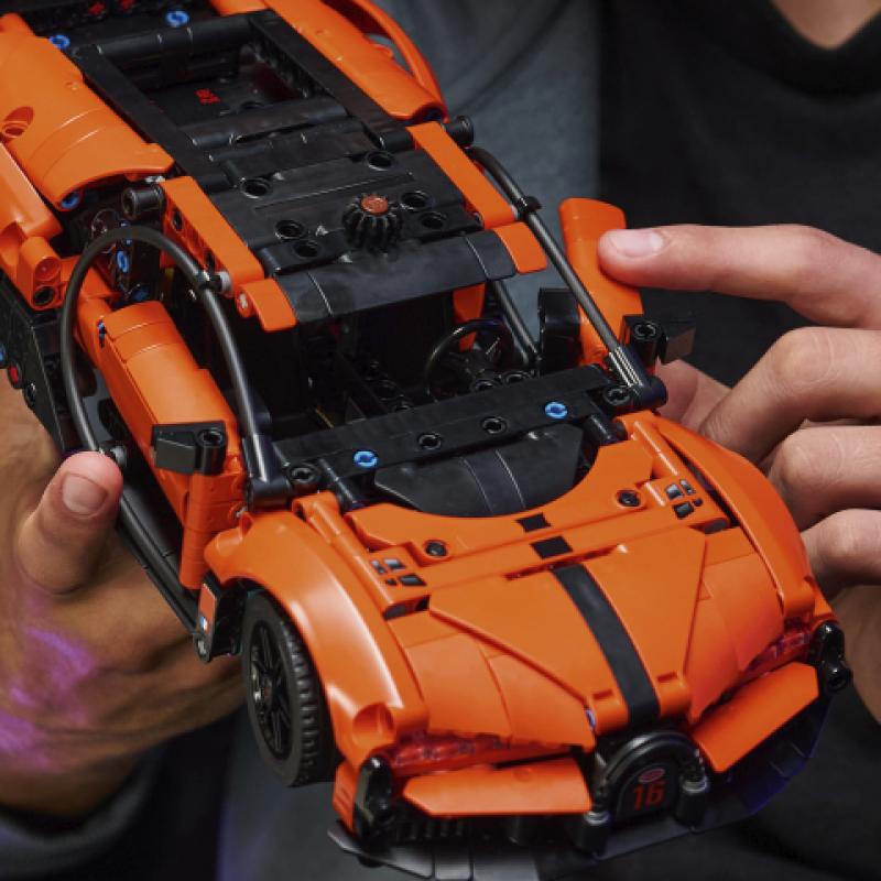 Lego hipercoche bugatti chiron pur sport