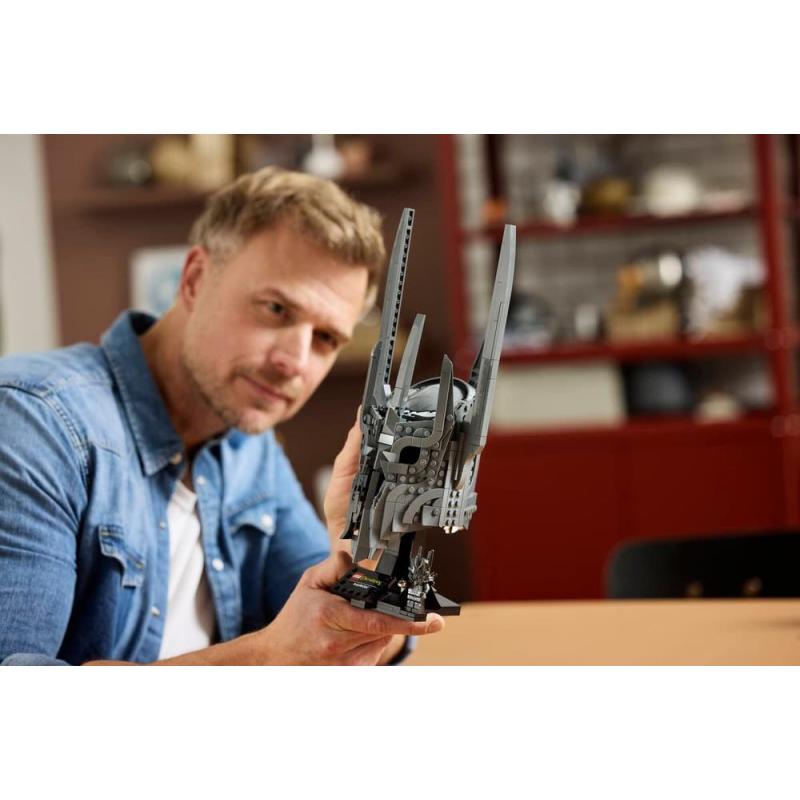 Lego el señor de los anillos casco de sauron