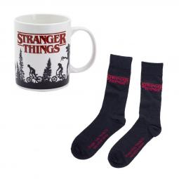 Set taza y calcetines paladone stranger things logo