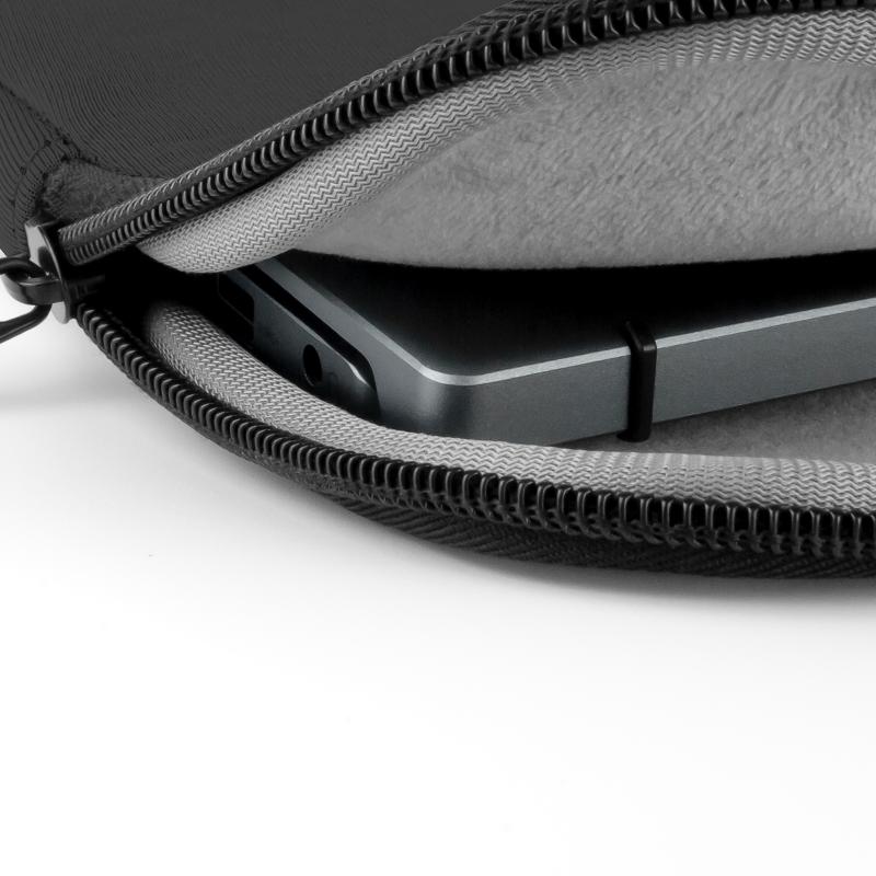 Funda maletin neopreno phoenix para portátil o tablet hasta 14pulgadas interior terciopelo negro