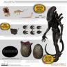 Figura mezco toyz alien alien the one 12 collective